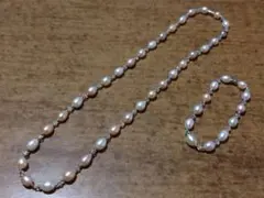 淡水パール ネックレスとブレスレットのセット(マグネット式で連結が可能)