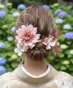 Item thumbnail for item 8fc4d0d5-eb5b-4029-bce8-82e1e06c9cb4