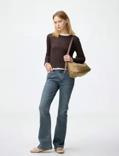 GU ジーユー スリムフレアジーンズ+EC [丈長め84.0cm)