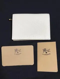 【新品・未使用品】イルビゾンテ 財布 IL BISONTE WH179B