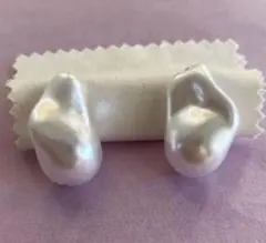 Item thumbnail for item acc65e24-e214-422a-98d3-abd7c178c580