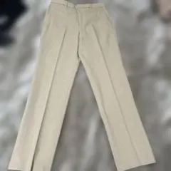 ユニクロ　感動パンツ　スラックス　ベージュ