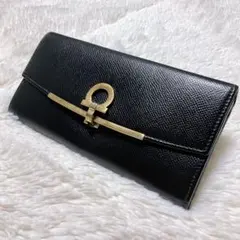 ♡美品♡ サルヴァトーレフェラガモ 長財布 ガンチーニ ブラック パスケース付き