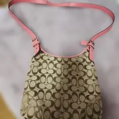 COACH シグネチャー shoulder bag　pink