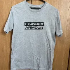 【美品】アンダーアーマー　Tシャツ SMサイズ　レディース