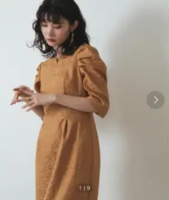 kana ジャガードパフスリーブ パーティードレス キャメル