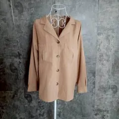 ✨GU✨ジーユー♡長袖ジャケット♡着こなし抜群♡白♡ベージュ(M)