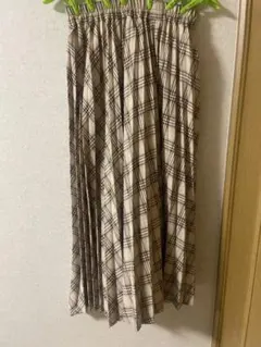 honeys ベージュチェック プリーツロングスカート