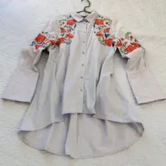 ZARA　長袖オーバーブラウス　チュニック　シャツ　美品　花柄　刺繍