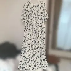 FOUND GOOD　ファウンドグッド　コタット前開きワンピース　ホワイト　花柄
