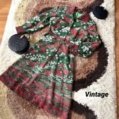 ⭐️レトロ古着　ベルト付き　花柄　ワンピース⭐️ヴィンテージ　昭和　総柄　黒赤　春