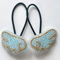 [ハンドメイド]キラキラ天使のはねのビーズ刺繍キッズヘアゴム 水色 2つセット