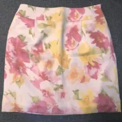 CECIL McBEE セシルマクビー　タイトスカート　花柄