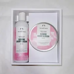 【新品/ギフト】THE BODY SHOP チェリーブロッサム ボディケアセットのサムネイル