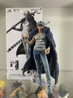 バンプレくじ PREMIUM ワンピース トラファルガー・ロー A賞のサムネイル