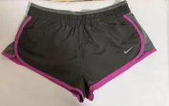 ナイキ　NIKE　 DRI-FIT　ランニングパンツ　ショートパンツ　ヨガ　美品