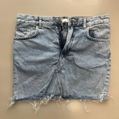 【1回のみ試着❣️】H&M デニムミニスカート カットオフ加工 EUR36/US4のサムネイル