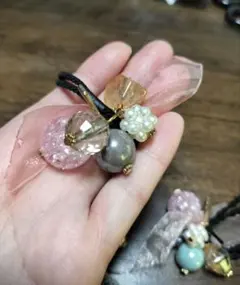 Item thumbnail for item 54f0d1aa-dab2-492a-8c57-b1e40d974695