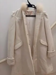 LODISPOTTO ファー付きホワイトロングコート