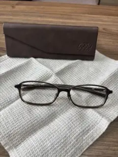 フォーナインズ メガネ