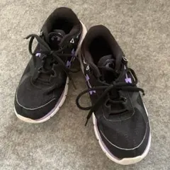 最終値下げ アンダーアーマー ランニングシューズ 24cm ブラック×パープル