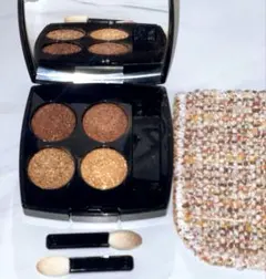 CHANEL レキャトルオンブルツイードキュイヴレ01 アイシャドウ