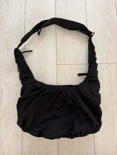 GU ダンプリングバッグ