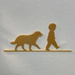 ゴールデンレトリバーと子どものお散歩ウォールアート