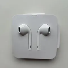 Apple イヤホン　純正