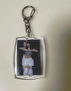 twice モモ　キーホルダー