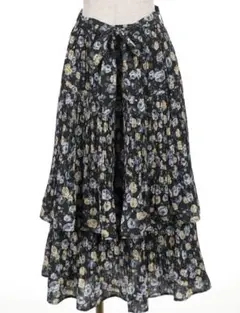花柄プリーツティアードSKアクシーズファム スカート　黒　最終値下げ