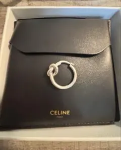 【そう様専用】CELINE ノット スモールフープ ピアス 片耳のサムネイル