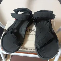 BEARPAW スポーツサンダル ブラック 23㌢のサムネイル