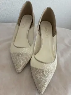 Le Talon レースパンプス ベージュのサムネイル
