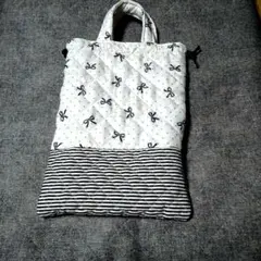 リボン柄キルティングシューズバッグ