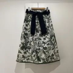 P01431 ジルスチュアート　エルザリーフ柄フレアスカート　ボタニカルのサムネイル