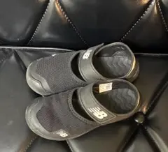 new balance キッズ　メッシュサンダル　黒　19cm水陸両用