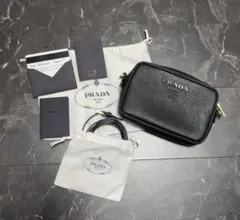PRADA ショルダーバッグ／ミニバッグ（サフィアーノ）