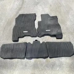 Item thumbnail for item 3d258e1b-d7f2-4e46-88af-c7305ae07864