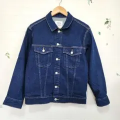 Item thumbnail for item 40afd68e-a5dc-4982-aae7-3f03a278dffd