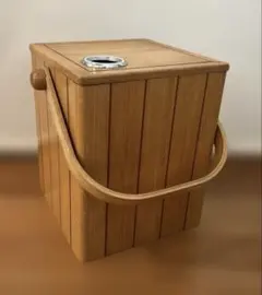 Item thumbnail for item 9707e4ba-11f4-460f-a6dd-d1e63956a5ac