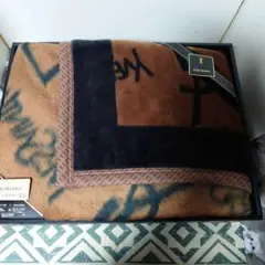 2025年最新】イヴサンローラン 毛布の人気アイテム - メルカリ