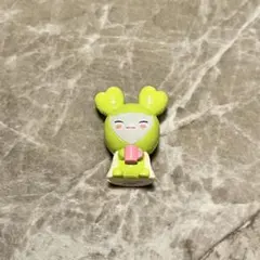 【匿名配送】TWICE LOVELYS びっくらたまご JEONGVELY