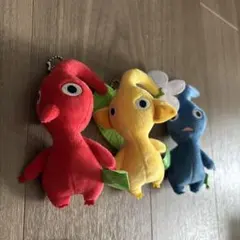 ピクミン　ぬいぐるみ　ボールチェーン付き