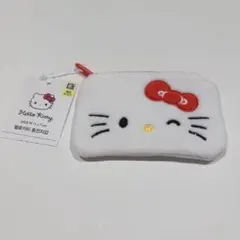 韓国限定　キティポーチ　コインケース　ダイソー