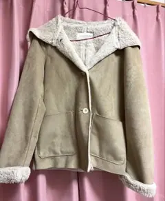 ムートンコート