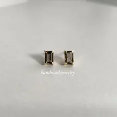 スモーキークォーツ　ピアス　18kgp レクタングル　天然石