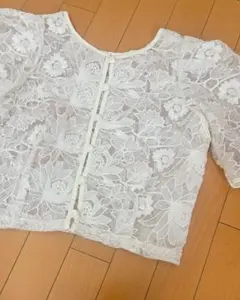 美品♡刺繍レース半袖　ボレロ　チャオパニックのサムネイル