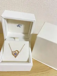 4℃ ハート型 ネックレス ゴールド 紫色の宝石