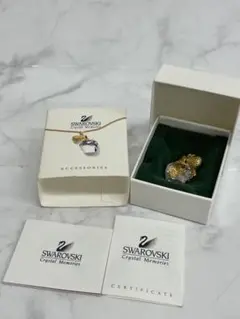 B Swarovski Crystal Memories ネックレス 香水瓶のサムネイル